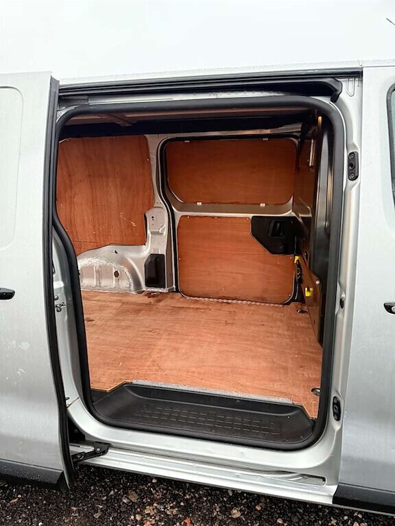 Used Peugeot Expert 2017 for sale - 77339787: Photo 16