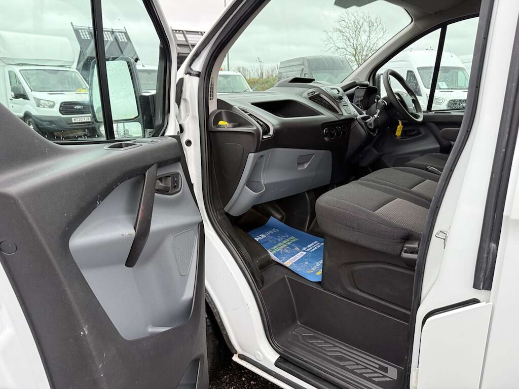 Used Ford Transit Custom 2017 for sale - 77339767: Photo 14