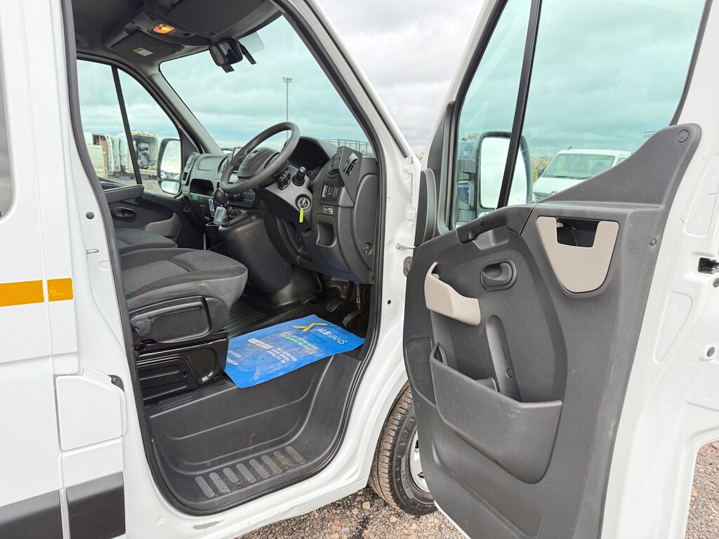 Used Vauxhall Movano 2018 for sale - 78042400: Photo 23