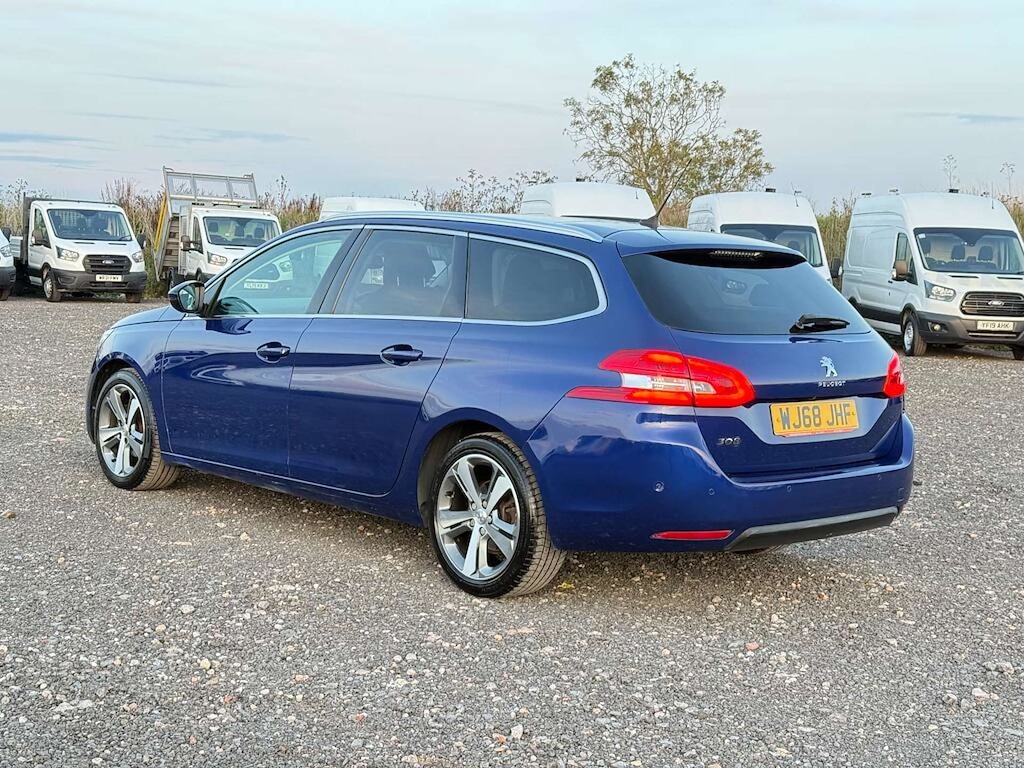 Used Peugeot 308 2018 for sale - 77339783: Photo 5