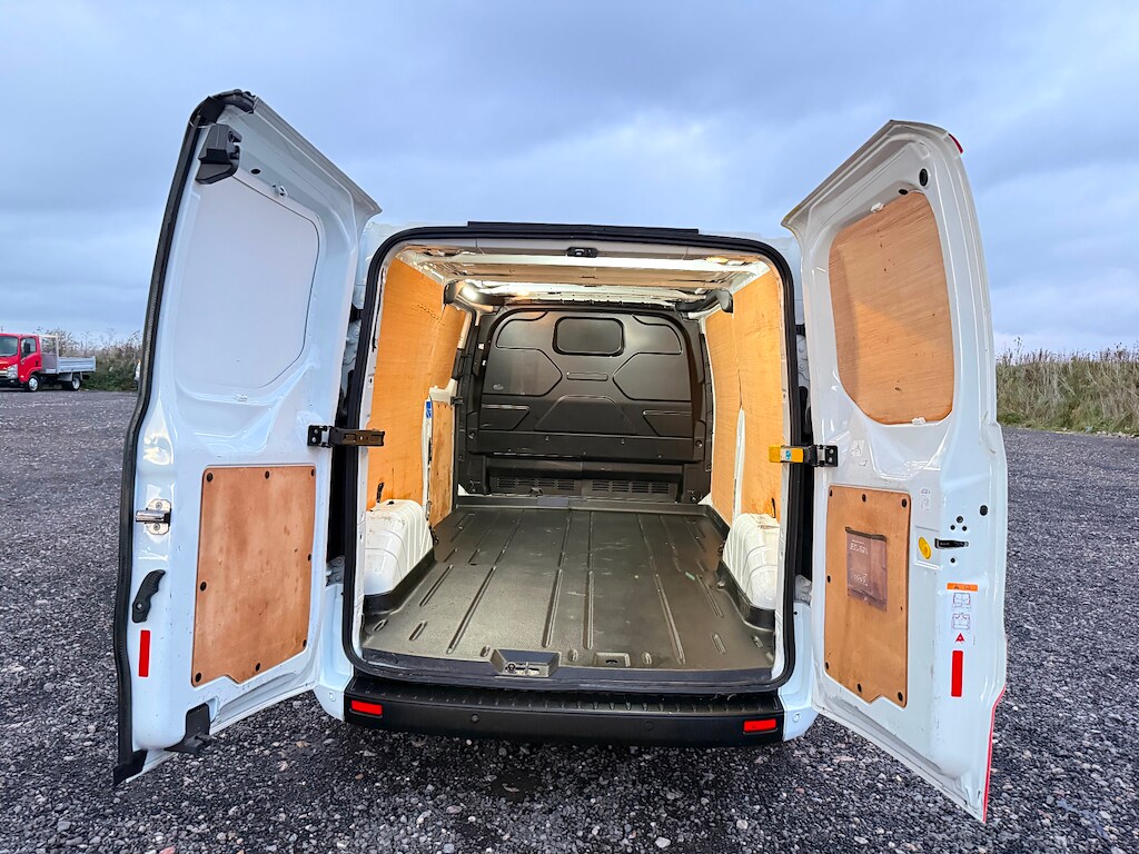Used Ford Transit Custom 2021 for sale - 76532367: Photo 10
