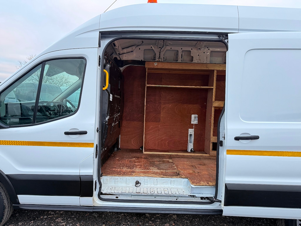 Used Ford Transit 2021 for sale - 77093023: Photo 11