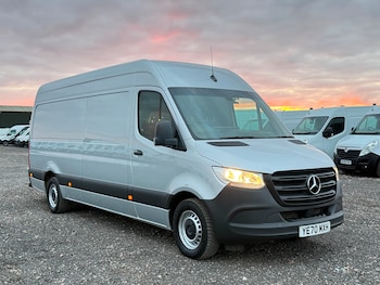 Mercedes-Benz - Sprinter