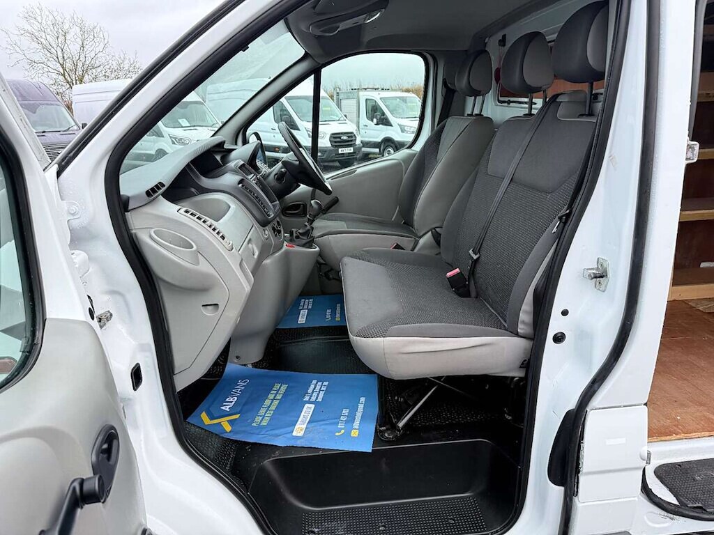 Used Vauxhall Vivaro 2014 for sale - 77339700: Photo 16