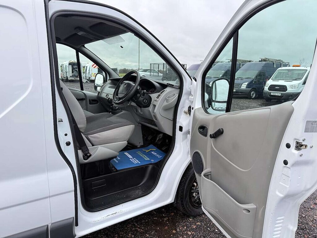 Used Vauxhall Vivaro 2014 for sale - 77339700: Photo 17