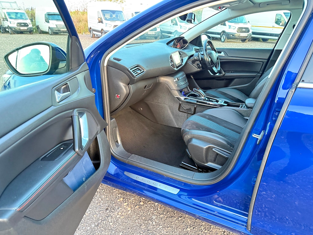 Used Peugeot 308 SW 2018 for sale - 76217344: Photo 12