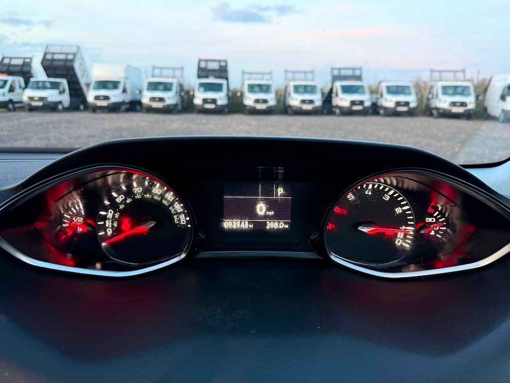 Used Peugeot 308 SW 2018 for sale - 76217344: Photo 23