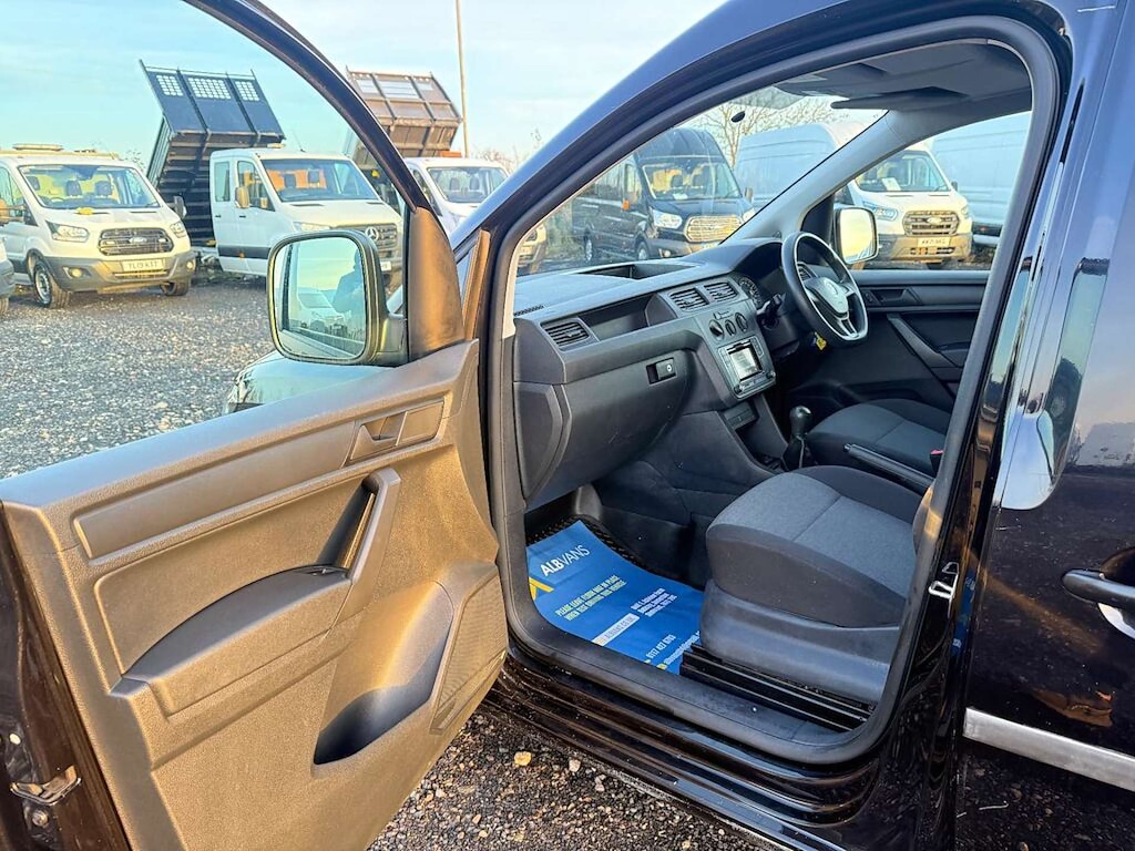 Used Volkswagen Caddy Maxi 2017 for sale - 77339782: Photo 14