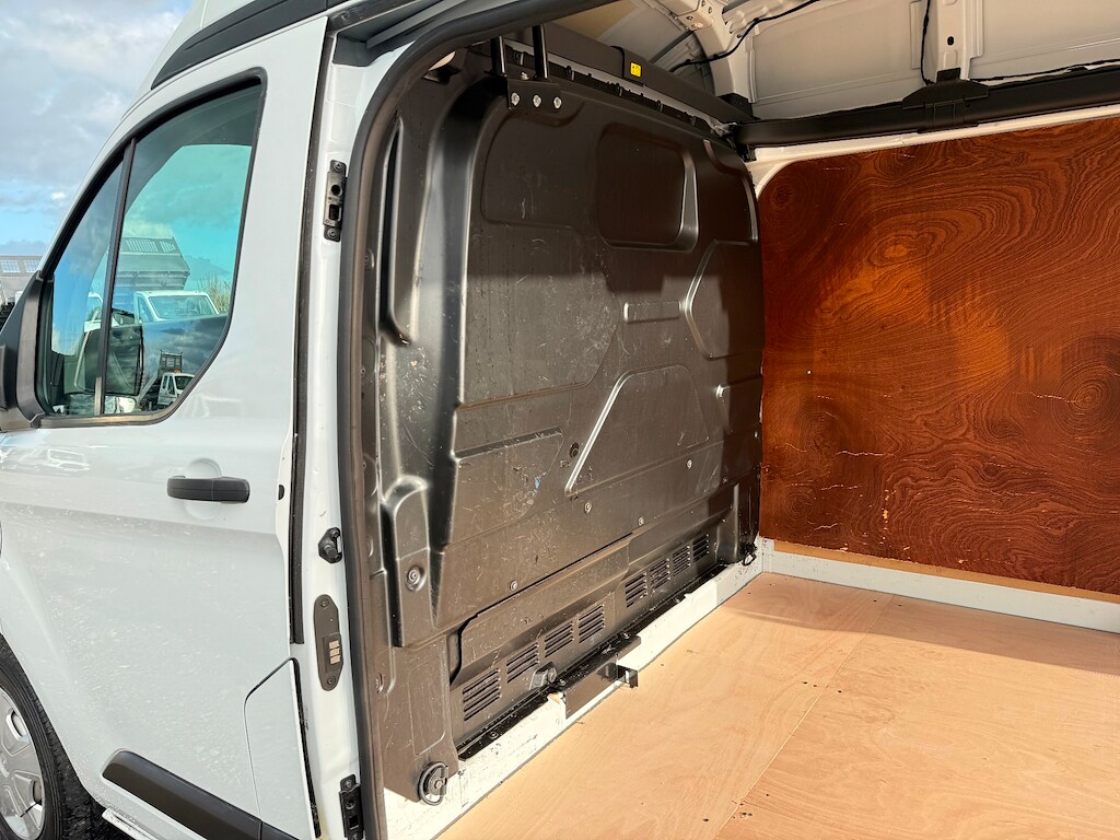 Used Ford Transit Custom 2021 for sale - 76532331: Photo 16