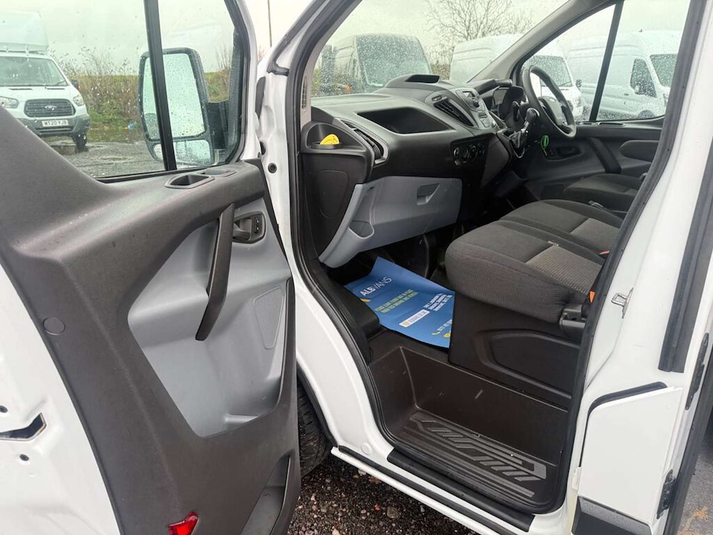 Used Ford Transit Custom 2018 for sale - 77339757: Photo 18