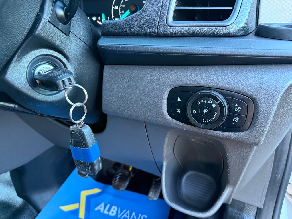 Used Ford Transit Custom 2020 for sale - 77885653: Photo 23