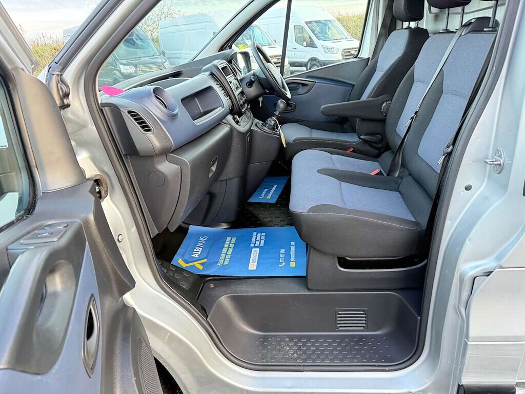 Used Vauxhall Vivaro 2019 for sale - 77339773: Photo 18