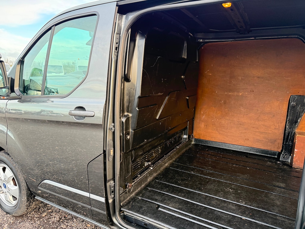 Used Ford Transit Custom 2017 for sale - 76587109: Photo 12