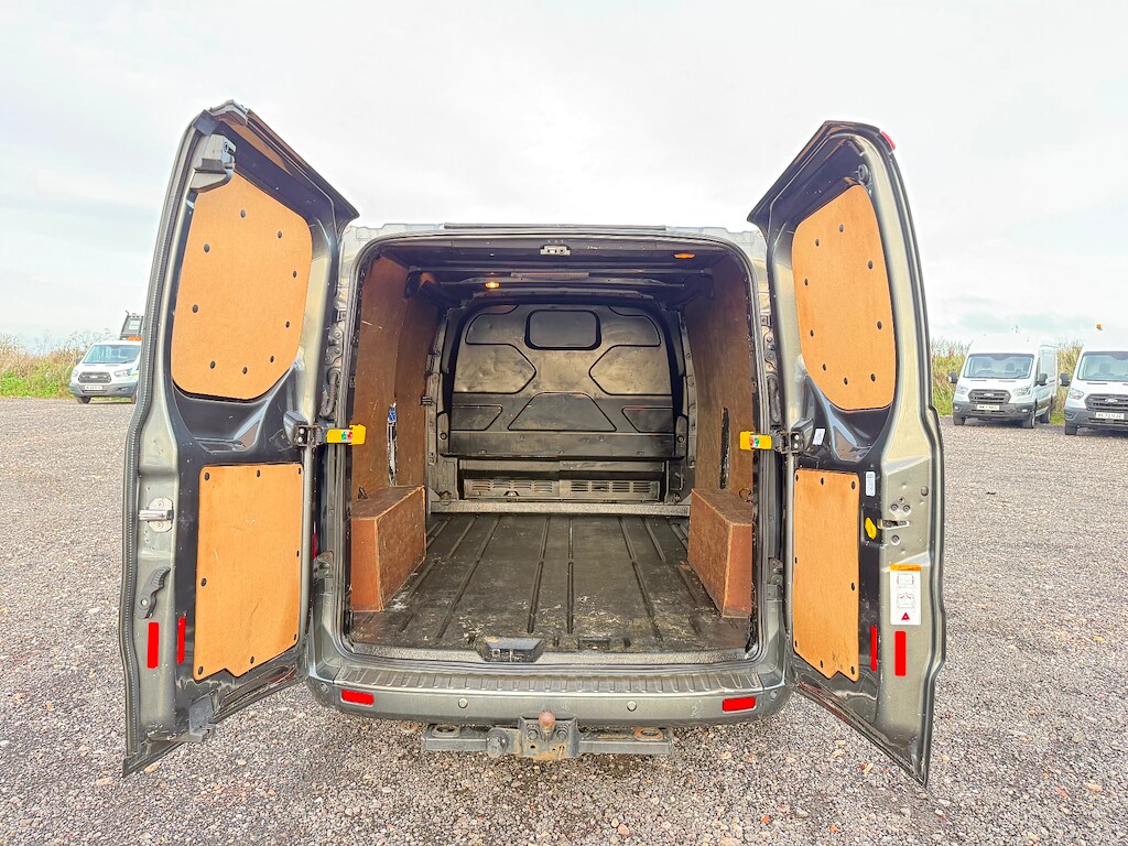 Used Ford Transit Custom 2017 for sale - 76587109: Photo 14