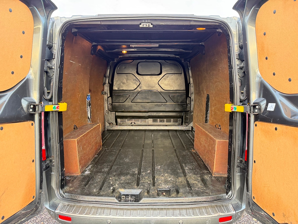 Used Ford Transit Custom 2017 for sale - 76587109: Photo 9
