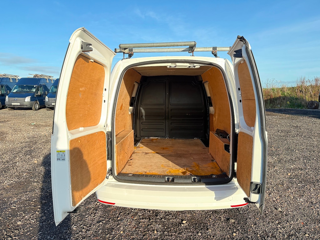 Used Volkswagen Caddy Maxi 2017 for sale - 76941136: Photo 14