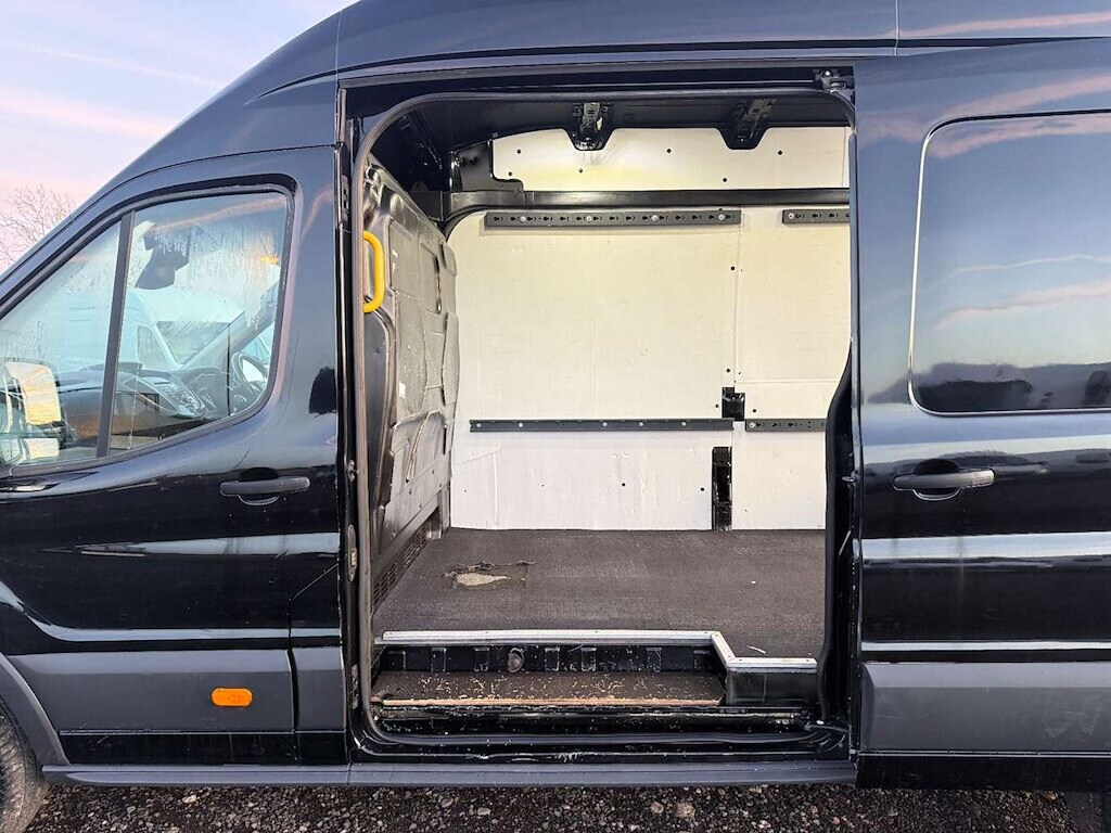 Used Ford Transit 2018 for sale - 77339762: Photo 12