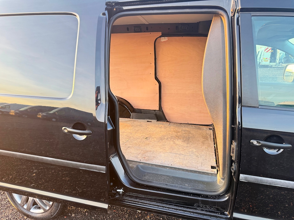 Used Volkswagen Caddy Maxi 2017 for sale - 77178283: Photo 11