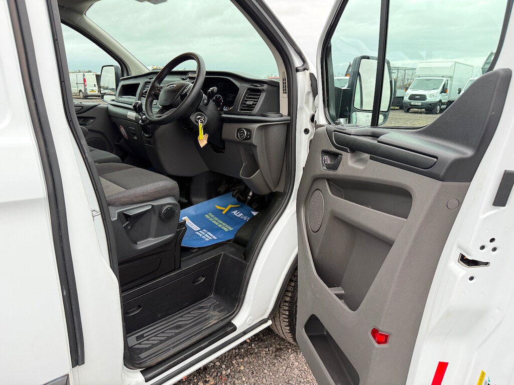 Used Ford Transit Custom 2019 for sale - 76428393: Photo 17