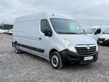 Vauxhall Movano feature image