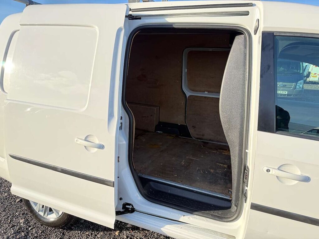 Used Volkswagen Caddy Maxi 2017 for sale - 77339712: Photo 12