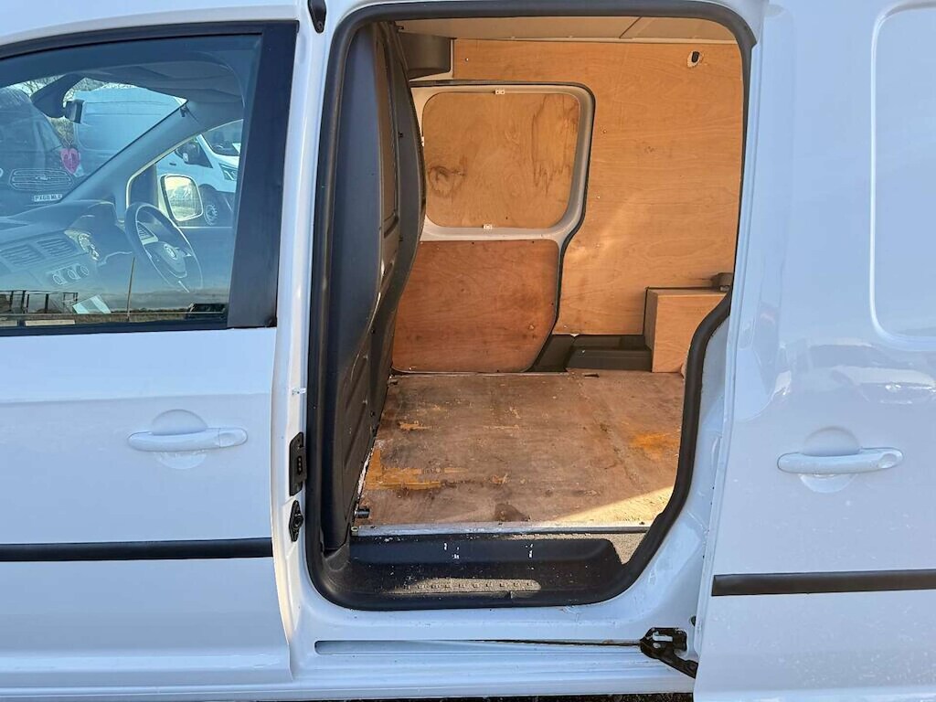 Used Volkswagen Caddy Maxi 2017 for sale - 77339712: Photo 13