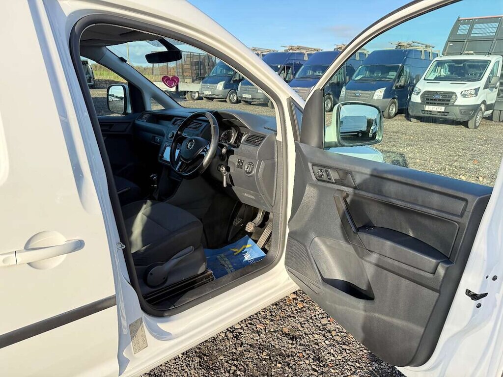 Used Volkswagen Caddy Maxi 2017 for sale - 77339712: Photo 16