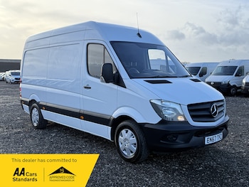 Used Mercedes-Benz Sprinter 2018 for sale - 77627824: Photo