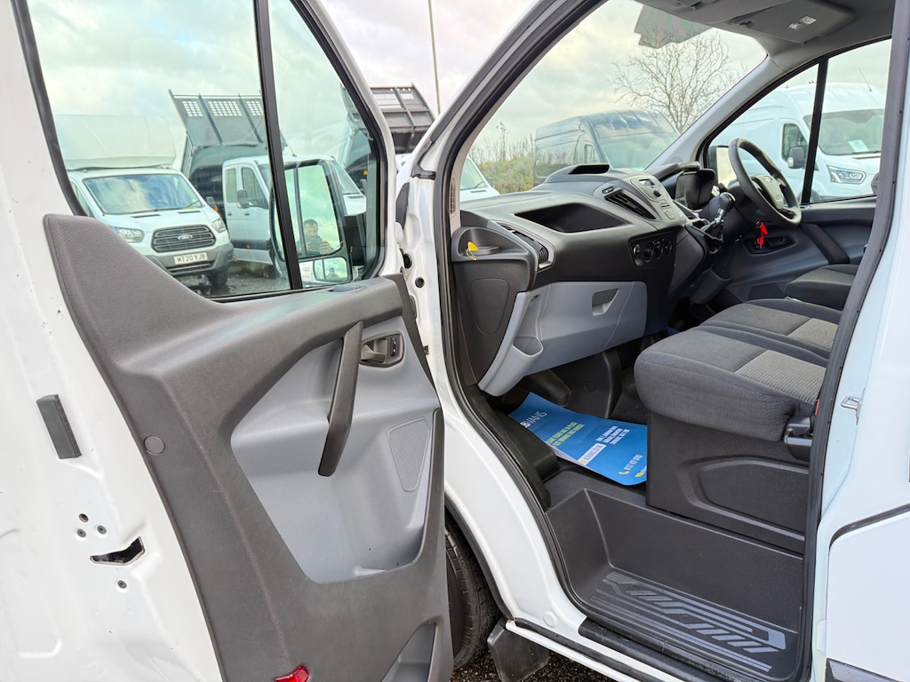 Used Ford Transit Custom 2015 for sale - 77307917: Photo 17