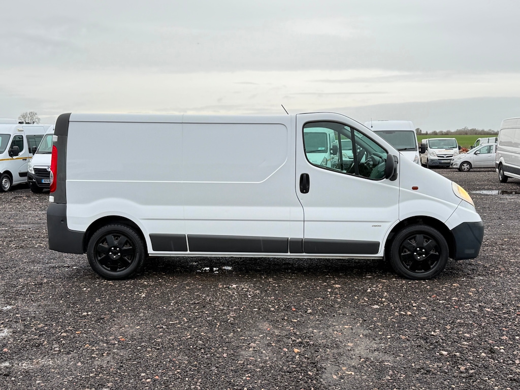 Used Vauxhall Vivaro 2011 for sale - 77540121: Photo 10