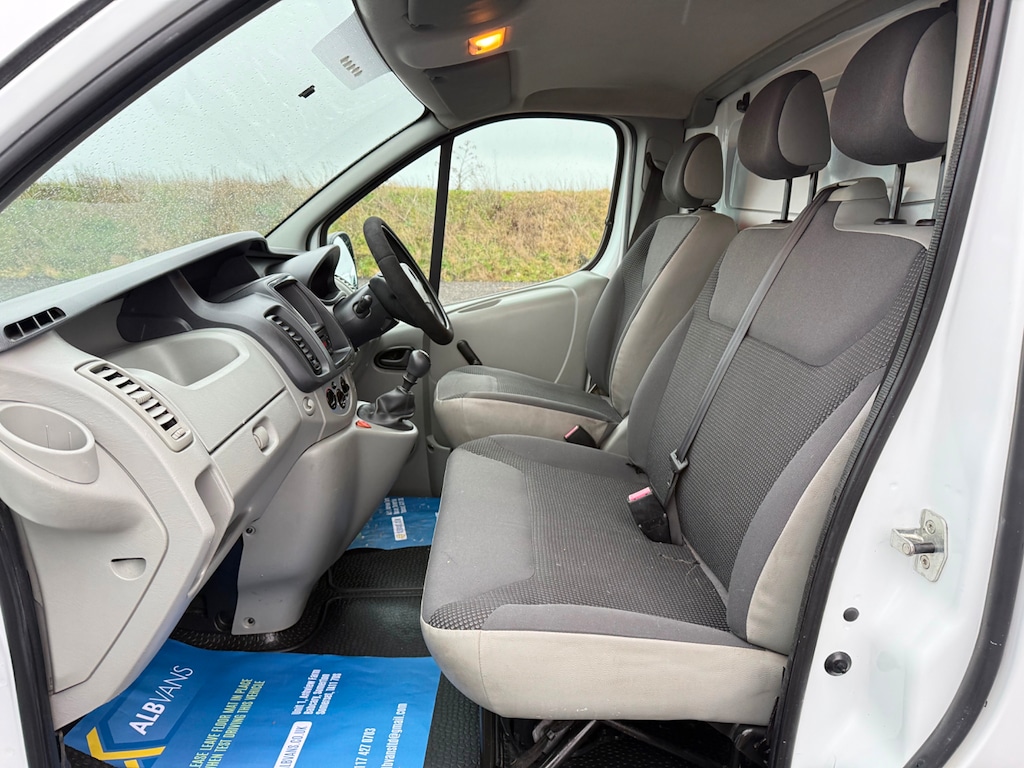 Used Vauxhall Vivaro 2011 for sale - 77540121: Photo 18