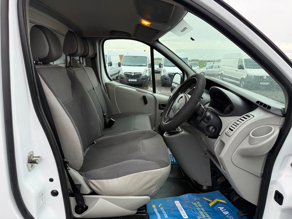 Used Vauxhall Vivaro 2011 for sale - 77540121: Photo 20