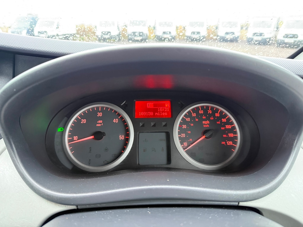 Used Vauxhall Vivaro 2011 for sale - 77540121: Photo 24