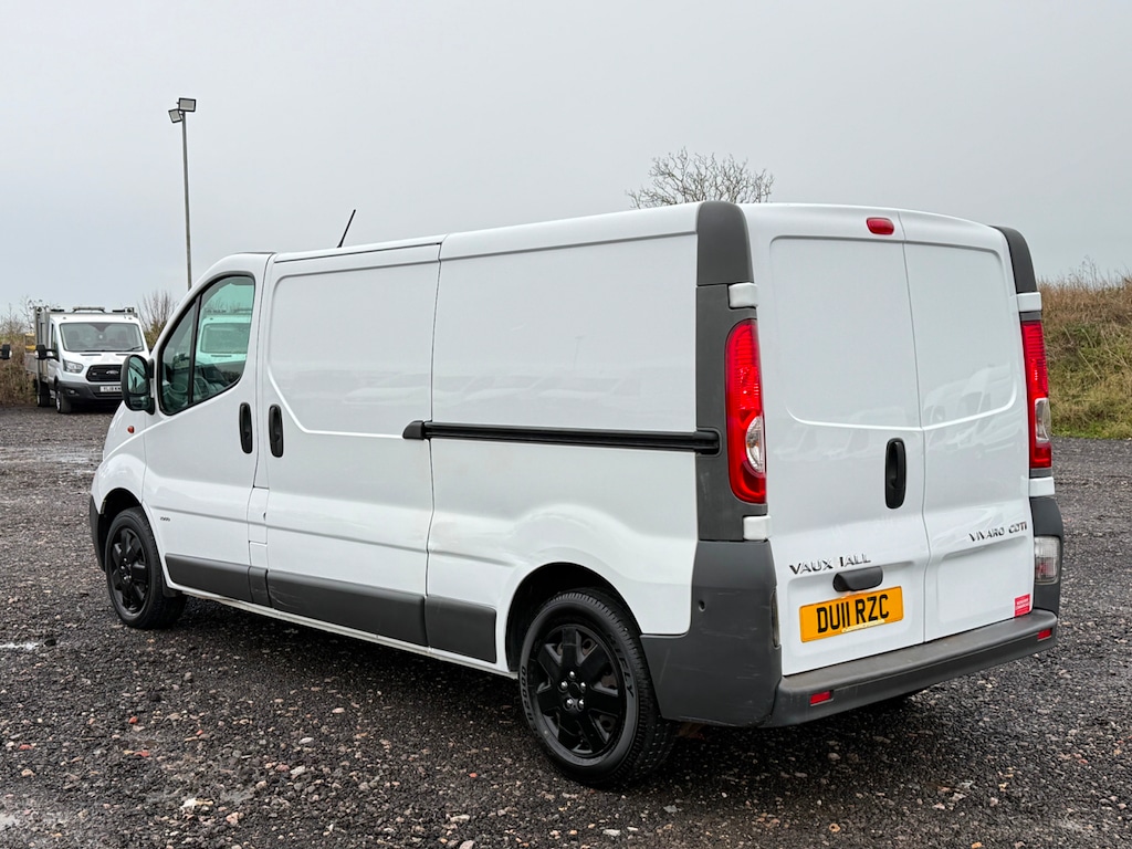 Used Vauxhall Vivaro 2011 for sale - 77540121: Photo 6