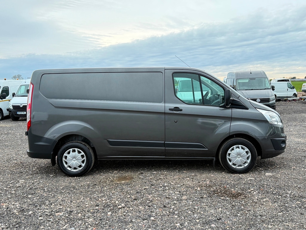 Used Ford Transit Custom 2017 for sale - 78216040: Photo 10