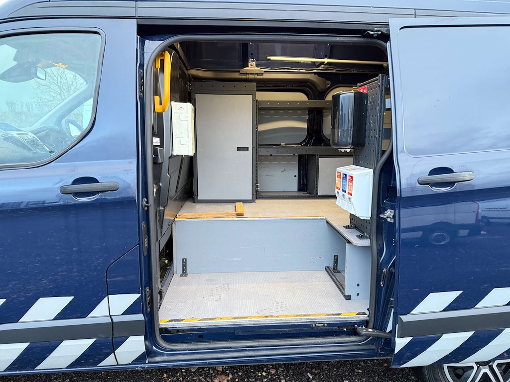 Used Ford Transit Custom 2015 for sale - 77347601: Photo 16