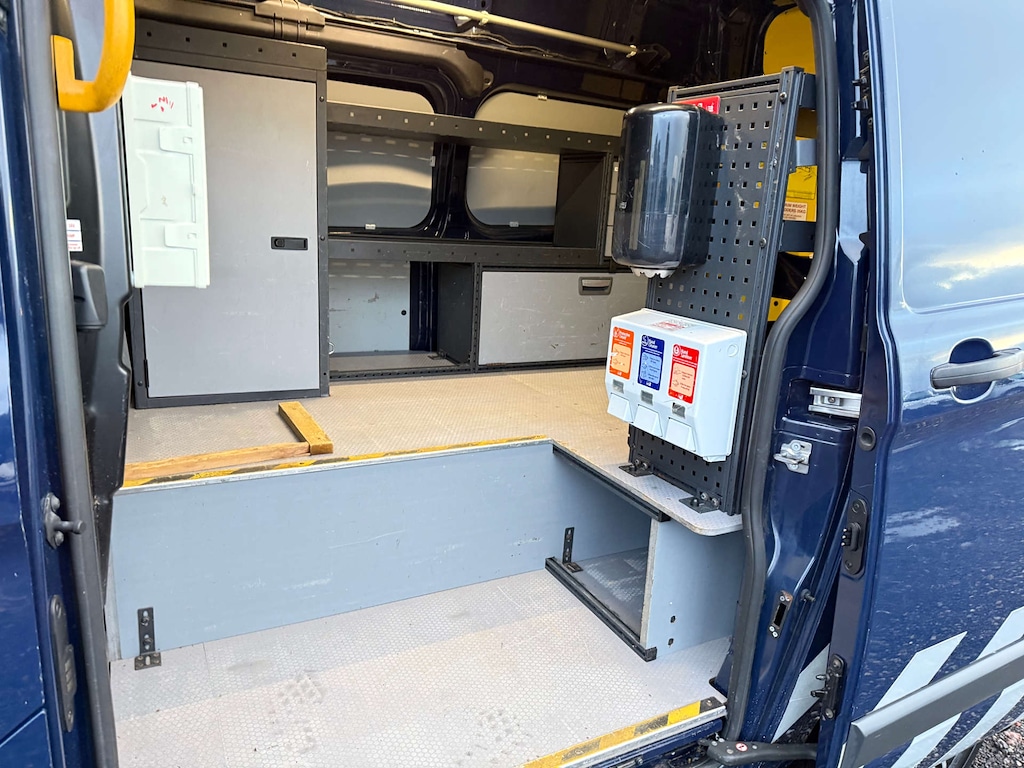 Used Ford Transit Custom 2015 for sale - 77347601: Photo 17