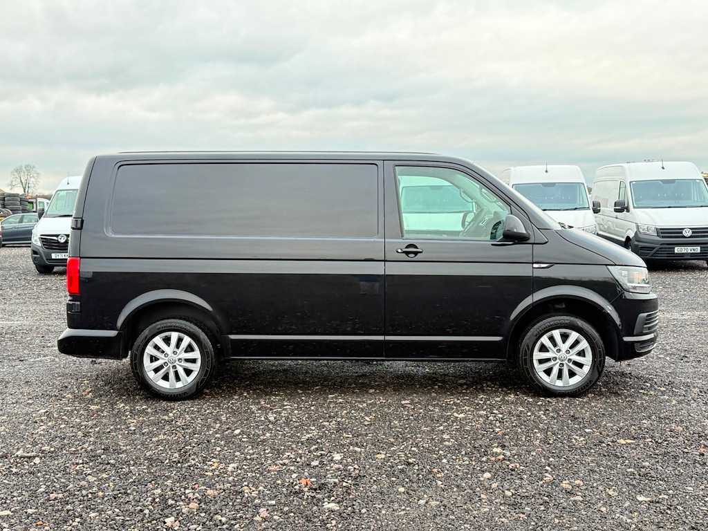 Used Volkswagen Transporter 2018 for sale - 77627842: Photo 10
