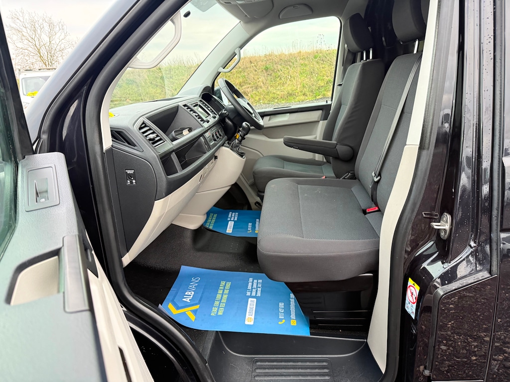 Used Volkswagen Transporter 2018 for sale - 77627842: Photo 18