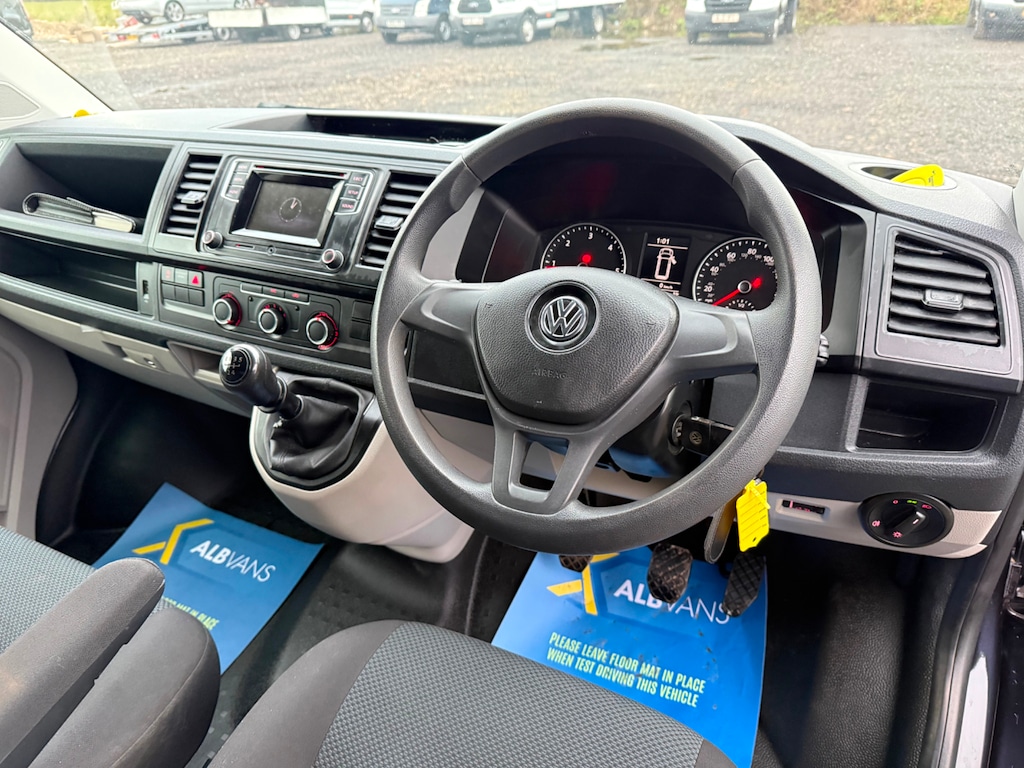 Used Volkswagen Transporter 2018 for sale - 77627842: Photo 22