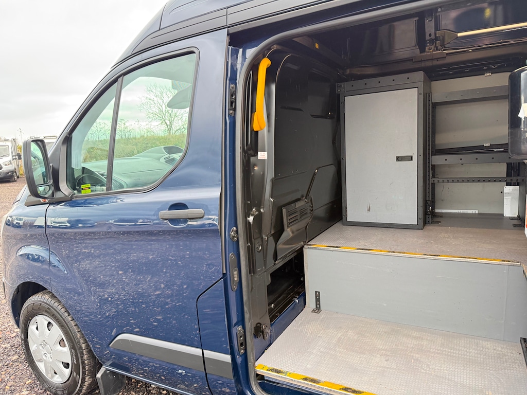 Used Ford Transit Custom 2015 for sale - 77552615: Photo 18