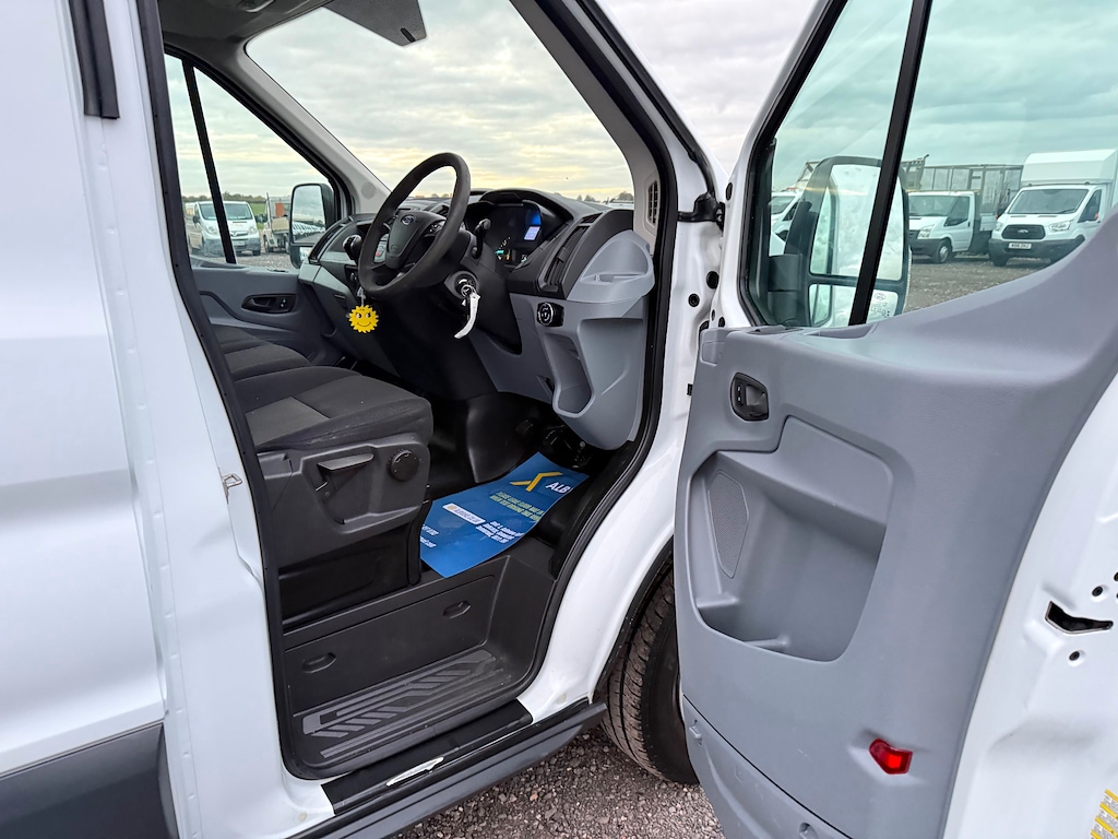 Used Ford Transit 2015 for sale - 76297769: Photo 18