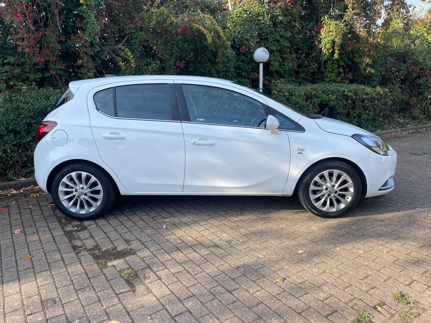 Used Vauxhall Corsa 2016 for sale - 77586164: Photo 2