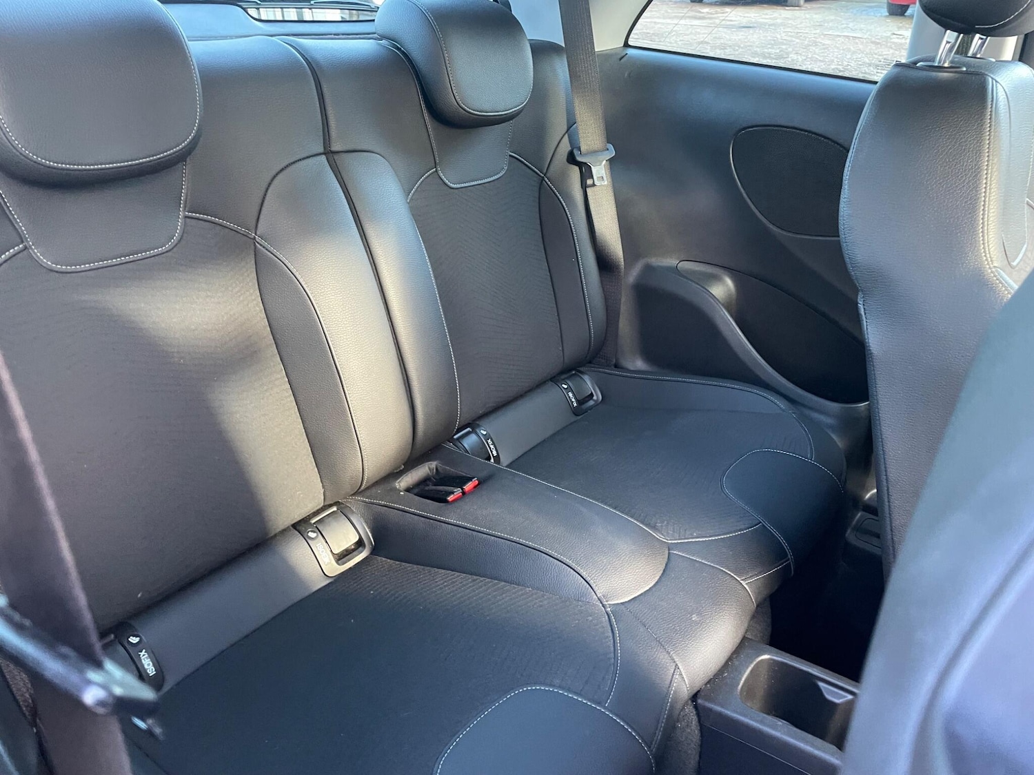 Used Vauxhall ADAM 2016 for sale - 77441221: Photo 11