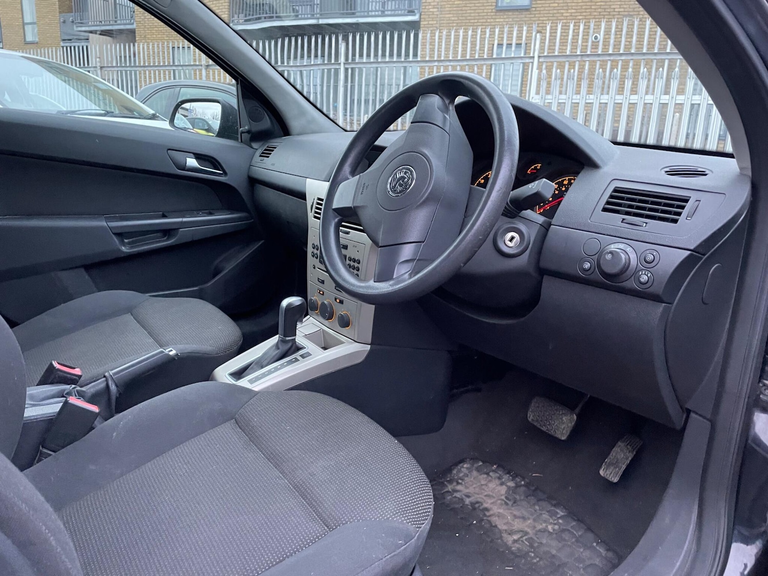 Used Vauxhall Astra for sale - 77598113: Photo 5