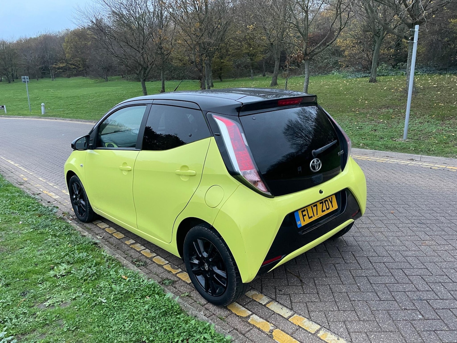 Used Toyota AYGO for sale - 77853682: Photo 6