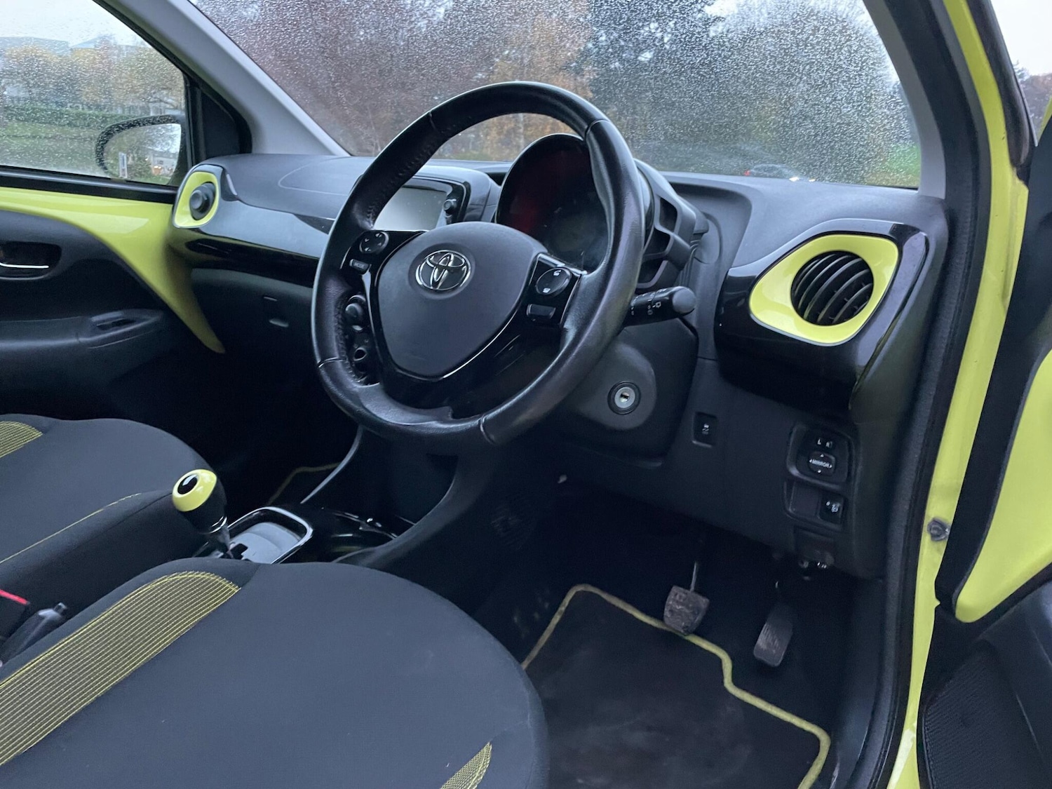 Used Toyota AYGO for sale - 77853682: Photo 9