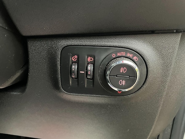 Used Vauxhall Corsa 2017 for sale - 76158738: Photo 15