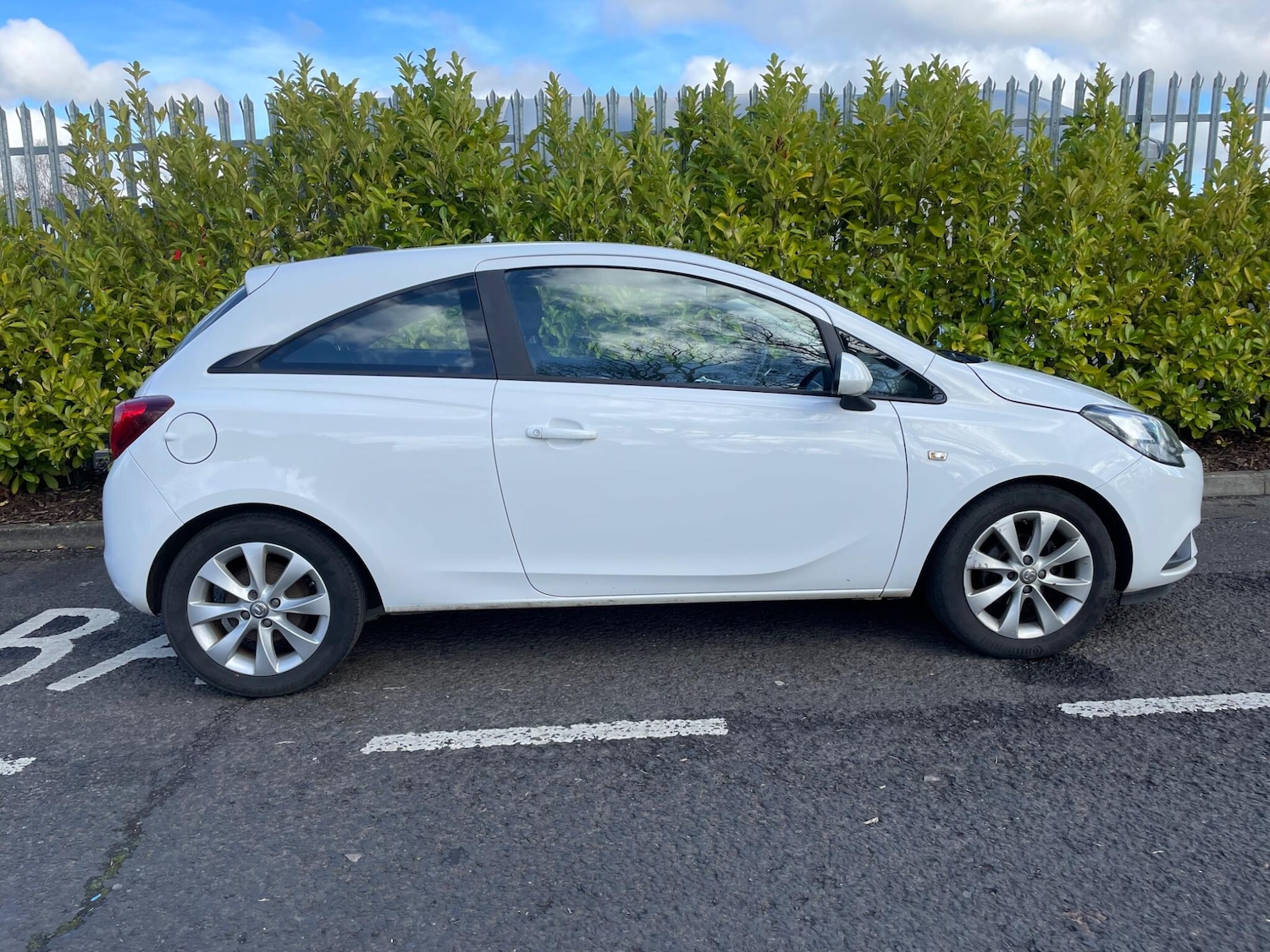 Used Vauxhall Corsa for sale - 77657839: Photo 3