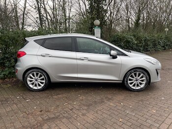 Used Ford Fiesta 2017 for sale - 77174644: Photo